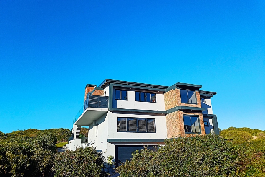 4 Bedroom Property for Sale in Dana Bay Western Cape